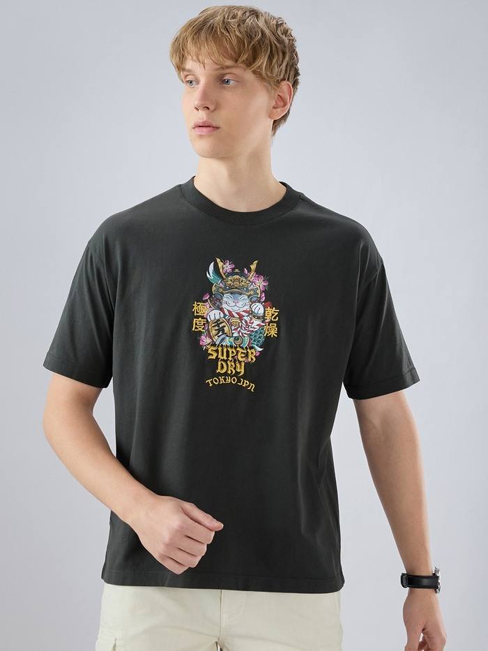 Kaos Grafis Kasual Superdry de - Streetwear Brand ulasan dan harga